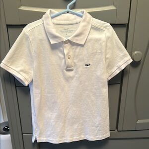 Vineyard Vines White Polo Shirt with Classic Collar and Embroidered Logo